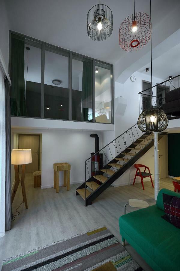 7Domb Apartman Komló Buitenkant foto