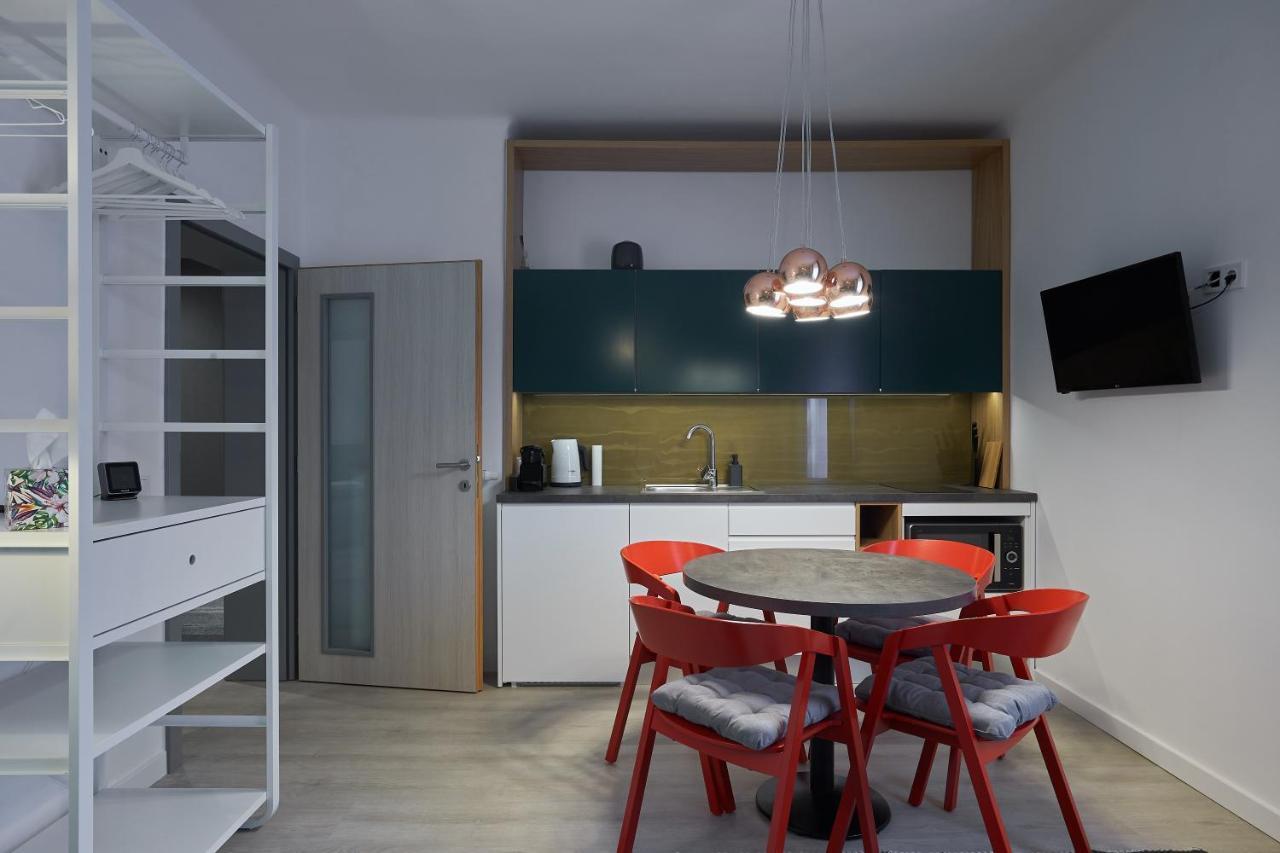 7Domb Apartman Komló Buitenkant foto